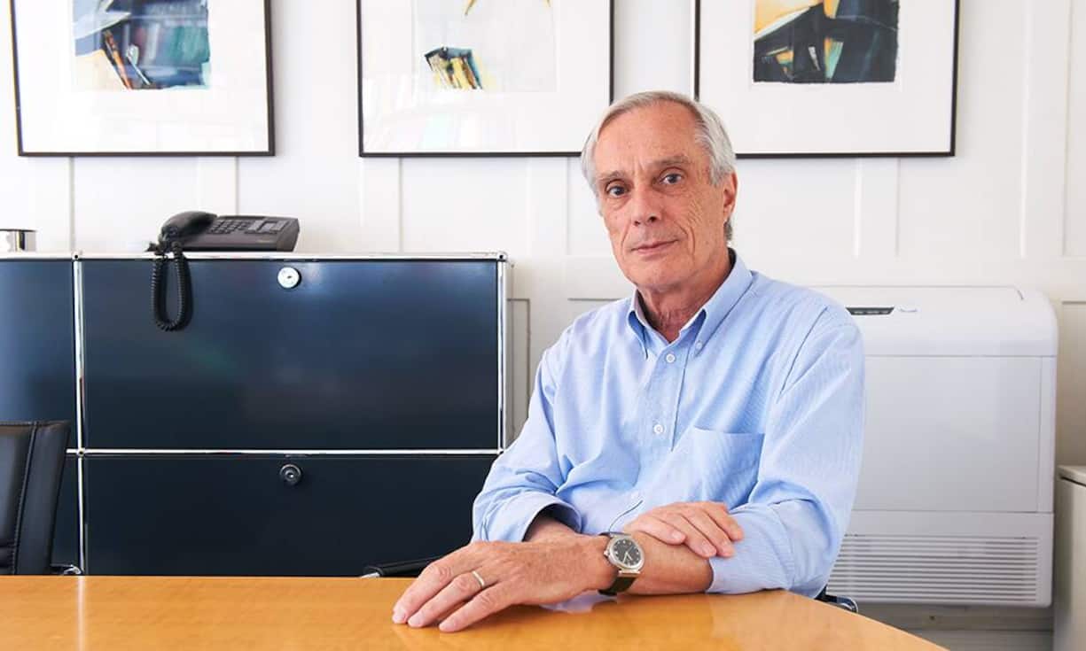 StrafrechtMit strafbaren Handlungen beschäftigen sich die sehr empfohlenen Spezialisten von Erni Brun Forrer (im Bild Lorenz Erni). Ihr Aufgabengebiet reicht von Strafverteidigung, Geschädigtenvertretung über das Verfassen von Strafanzeigen bis hin zu spezifischen strafrechtsbezogenen Themenbereichen wie Finanzmarkt- und Vermögensstrafrecht.