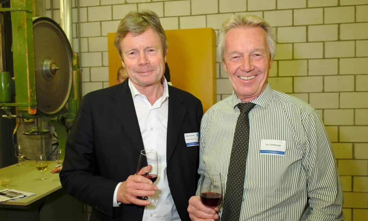 Reinhard Schmidlin, Inhaber, Oldtimer Galerie Toffen;
Toni Sollberger, Geschäftsführer, Rickli + Wyss AG