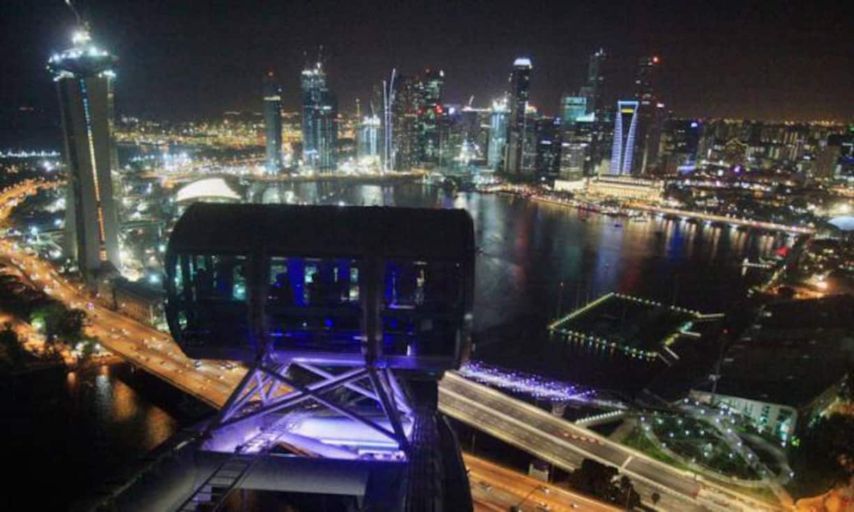 Singapur: Der Stadtstaat ist ein ernsthafter Anwärter auf die weltweite Pole Position in Sachen Fintech. Hier ist sogar die Regulierung in hohem Masse vorangeschritten und auch die Regierung unterstützt Fintech-Vorhaben nach Kräften.