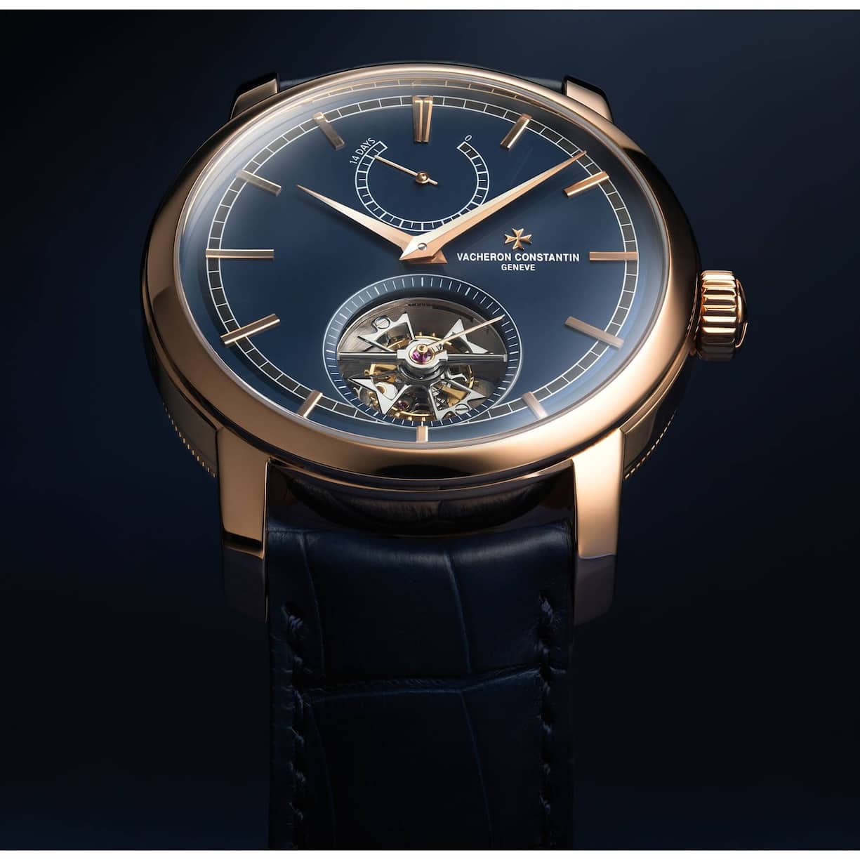 Bucherer «Traditionelle» mit Tourbillon von Vacheron Constantin; Lamborghini Aventador S in «Blu Kairos» in Zusammenarbeit mit Roger Dubuis.