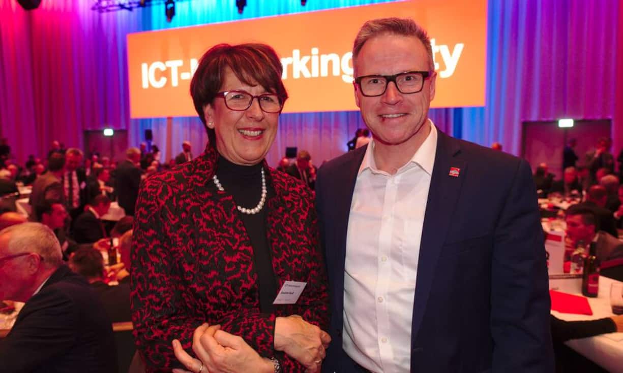 Susanne Ruoff, Konzernleiterin, Die Schweizerische Post;
Andreas Meyer, CEO, ABB AG