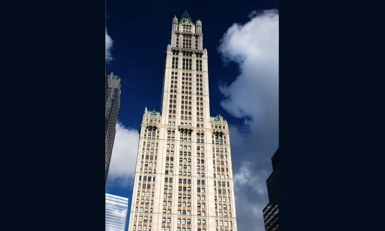 New York: 1913 war das Werk vollendet - Der Bau des Woolworth Building kostete den Besitzer Franklin Winfield Woolworth 13,5 Millionen Dollar. Mit seinen 241 Metern war es von 1913 bis 1930 das höchste Gebäude der Welt. (Bild: Tectonic Photo)