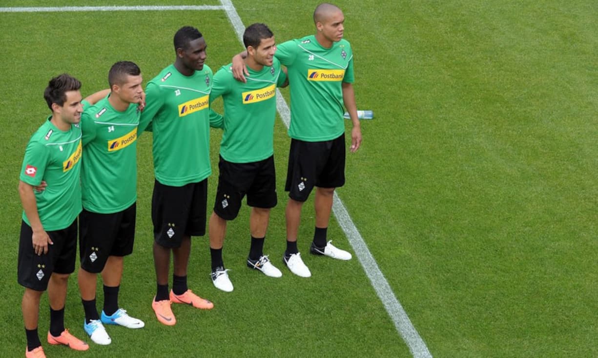 Borussia Mönchengladbach hat für die Saison 2012/13 eingekauft - unter anderem den Ex-Basler Granit Xhaka (Zweiter von links). Das Team von Lucien Favre, das in der Playoff-Runde um den Einzug in die Champions League spielt, bringt es auf einen Marktwert von 120 Millionen Franken.