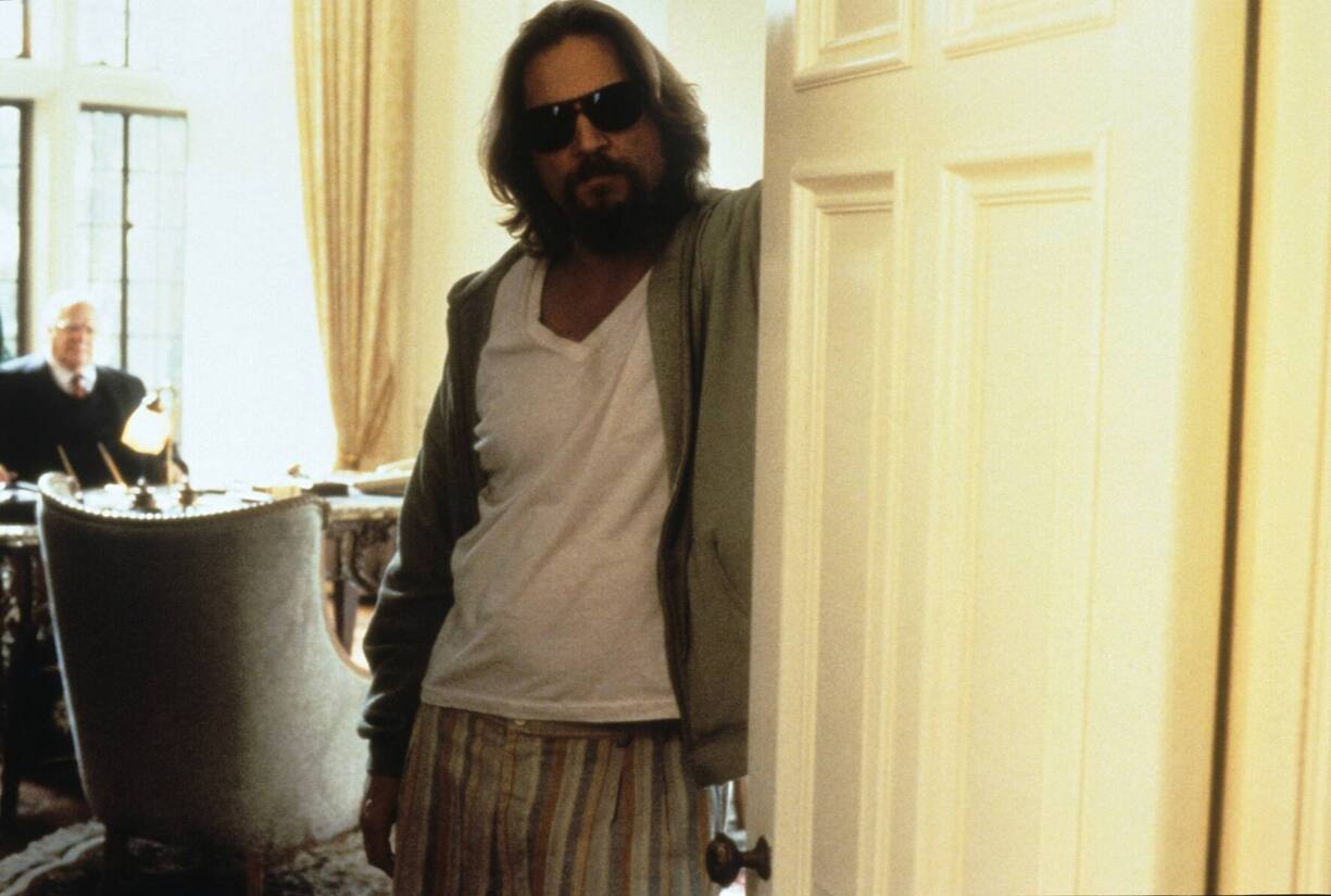 THE BIG LEBOWSKI, Jeff Bridges, David Huddleston rear, 1998, Gramercy Pictures/courtesy Everett Collection GramercyPictures/Courtesy Everett Collection ACHTUNG AUFNAHMEDATUM GESCHÄTZT PUBLICATIONxINxGERxSUIxAUTxONLY Copyright: xGramercyPictures/CourtesyxEverettxCollectionx MSDBILE EC045