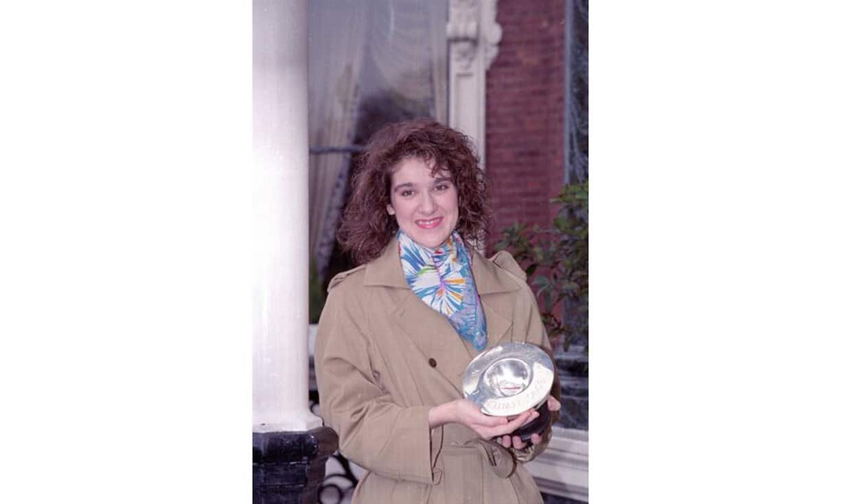 SchweizCéline Dion verdankt die Schweiz ihren zweiten Sieg beim ESC. Mit kanadischer Hilfe gelang dieser Coup 1988. Davor konnte nur Lys Assia bei der allerersten Veranstaltung den Sieg holen. Ebenfalls auf zwei Siege kommen Spanien, Italien und Österreich.