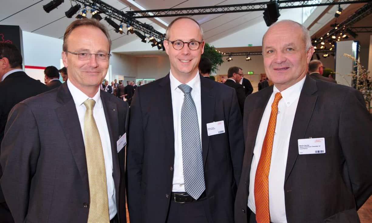 Markus Neuhaus, VRP Schweiz, PwC;
Nilas Hoppe, Principal, Strategy & pwc;
Martin Naville, CEO, Swiss-American Chamber of Commerce
