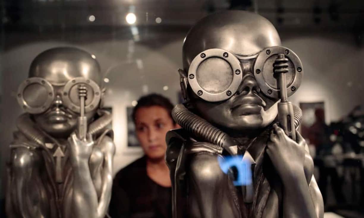 Ausstellung «Die Kunst der Biomechanik» im Rahmen der Ars Electronica 2013 im Linzer Lentos.