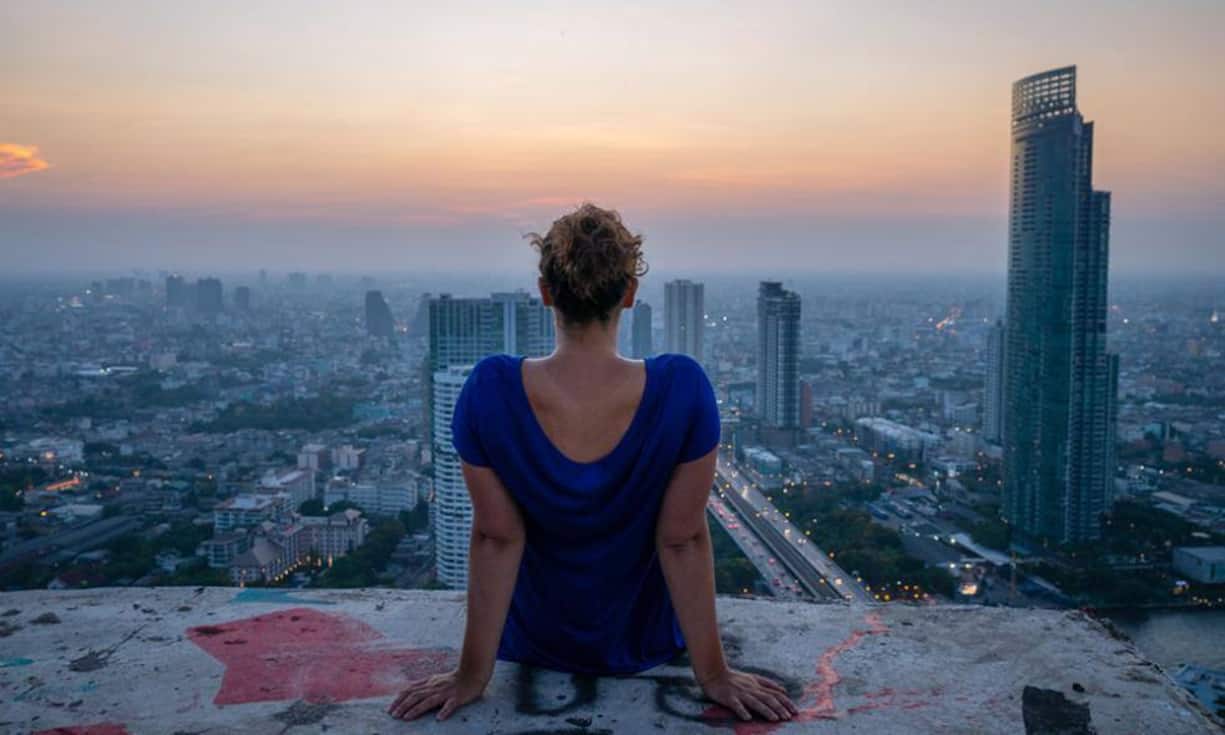 Thailand
Vielnutzer: Auch hier verlangt die Swisscom 75 Franken, Sunrise ist mit 148 Franken bereits doppelt so teuer. Doch Salt übertrifft die Gebühren nochmals deutlich: 299 Franken werden hier fällig. Die günstigsten ausländischen Anbieter Vodafone (Deutschland) und TIM (Italien) berechnen 66 Franken.