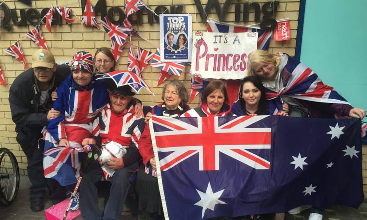 Verrückte Briten feiern die Geburt ihrer jüngsten Prinzessin.