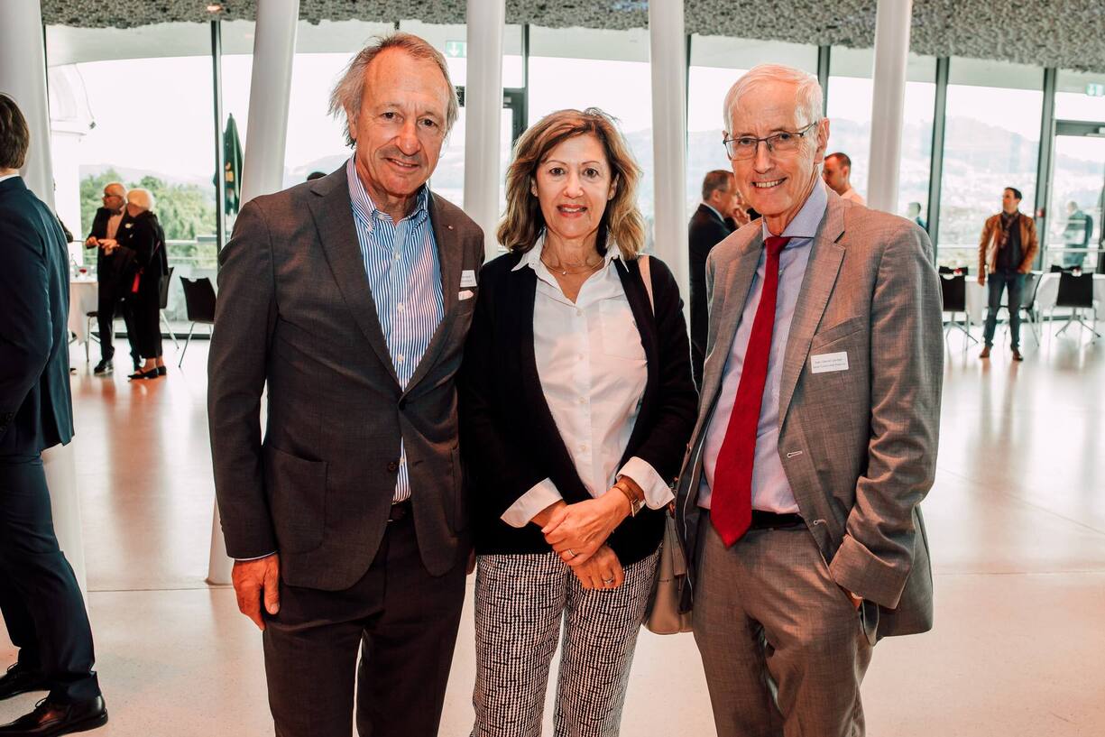 Christian Kauter (Neo Advertising SA) mit Gattin Claudia und Jean-Daniel Gerber (Swiss Sustainable Finance)