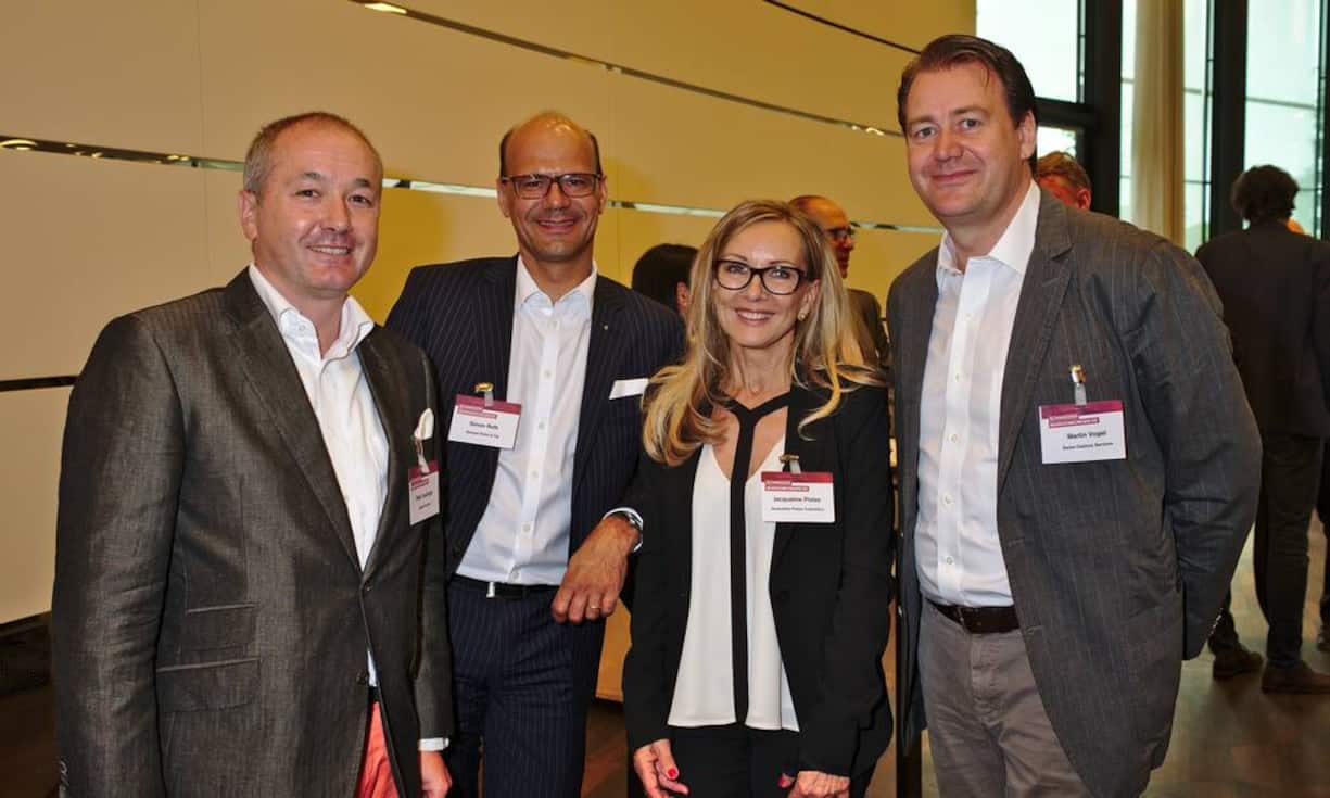 Peter Leuzinger, CEO, global IP action AG;
Simon Roth, Head of Corporate Communications, Pictet & Cie.;
Jacqueline Piotaz, Inhaberin, Jacqueline Piotaz Cosmetics AG;
Martin Vogel, Leiter Marketing und Kommunikation Gruppe, Swiss Casinos