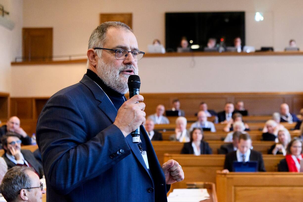 Nationalrat Carlo Sommaruga, SP-GE, spricht waehrend der Sitzung des Auslandschweizerrates, am Samstag, 10. Maerz 2018 in Bern. (KEYSTONE/Anthony Anex)