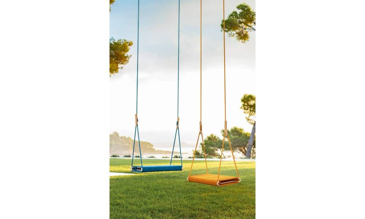 Schwebend: Schaukel «Mex», Design von Adrien Rovero für 
Pfister. 139 Franken.