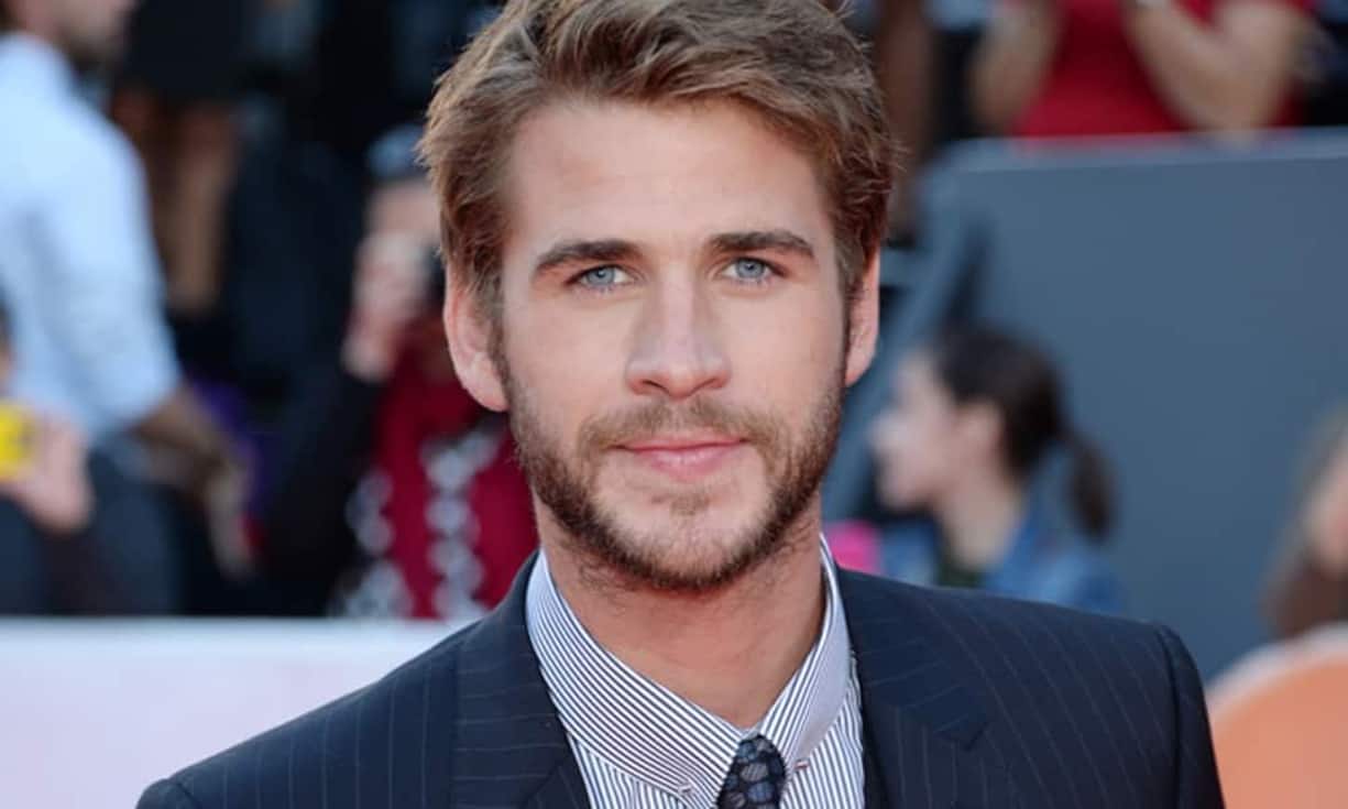 Einen Tag nach Sutherland gibt es für Liam Hemsworth am Zurich Film Festival ebenfalls einen Preis. Als aufstrebender Jungschauspieler wird er mit dem «The New A-Lister – Golden Eye Award» prämiert. Der Australier ist ebenfalls mit einem neuen Film in Zürich. «The Dressmaker» läuft aber ausserhalb des Wettbewerbs.