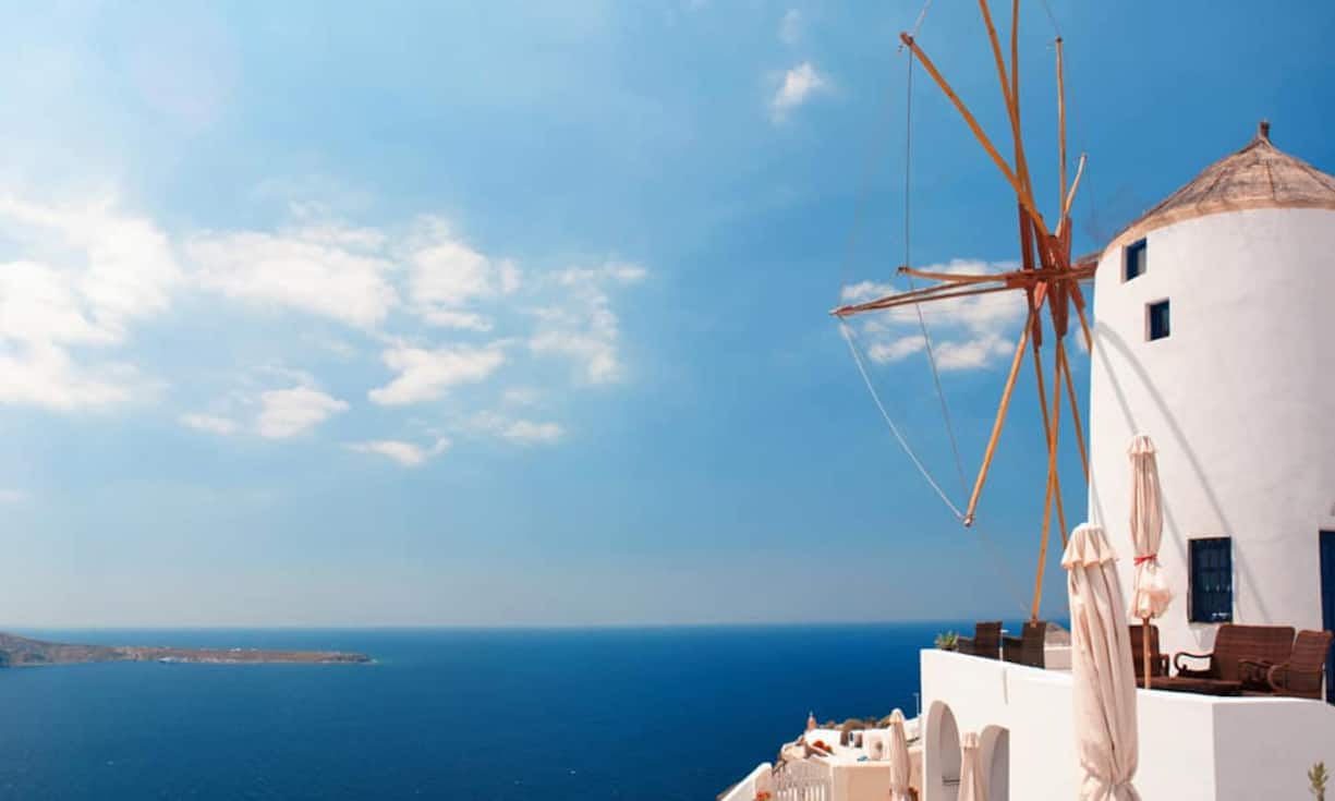 Griechenland. Die Tourismusdestination konnte sich nach den vergangenen Jahren erholen und erfreut sich wieder hoher Beliebtheit. Weniger gefragt waren dagegen dieses Jahr Reisen nach... Mstyslav Chernov/Wikimedia/CC