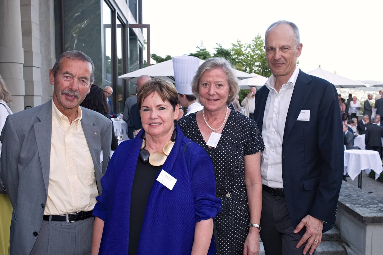 Fritz Fahrni;Helene Niedhart, Cat Aviation AGDoris Albisser, Evaluglobe;Philipp Sutter, Zühlke Engineering AG