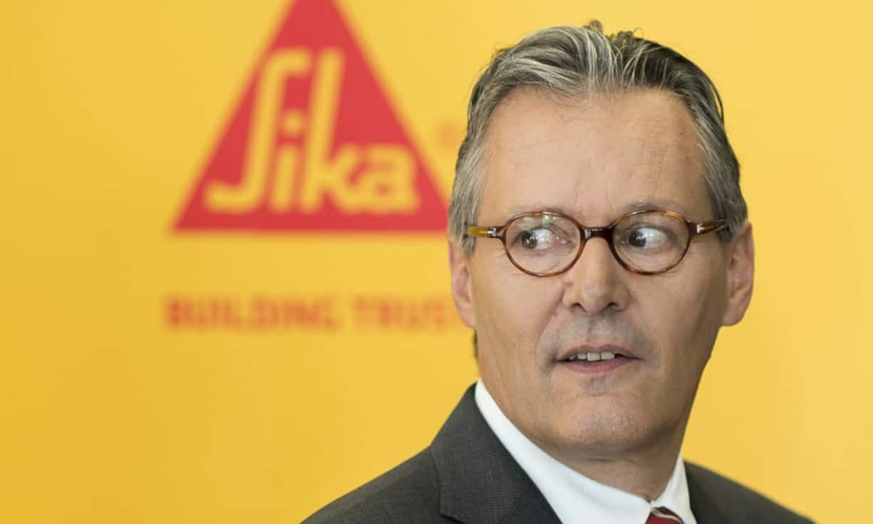 Paul Hälg Ihn kannten vor einem Jahr nur Insider. Heute kennt Paul Hälg jeder in der Schweiz, der sich für Wirtschaft interessiert. Grund ist der Übernahmekampf um Sika. Nicht irgendein Übernahmekampf, sondern ein in der Schweiz einmaliger Vorgang: Das Management unter Hälg lehnt sich gegen die Besitzer auf.