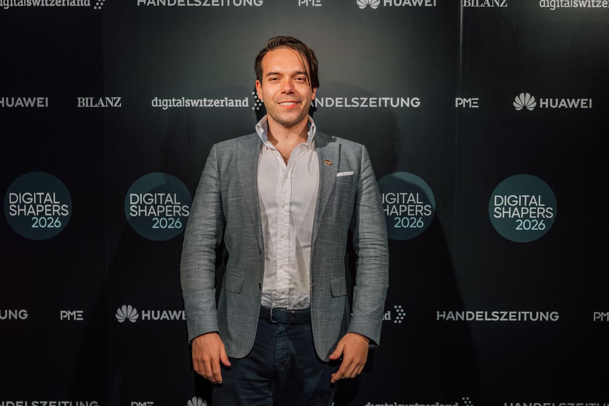 Tech-Experte: Bevor er ­MindGuard gründete, war ­Benjamin Bargetzi beim WEF, bei Google und Amazon tätig. Im März 2026 wurde er von der BILANZ zum Digital Shaper gekürt.