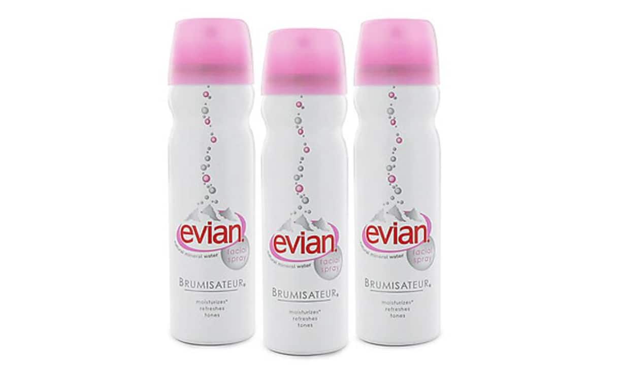 Für den Frischekick zwischendurch sorgt bei Nel-Olivia Waga ein Feuchtigkeits-Spray, welches in die Handtasche jeder Business-Frau gehört.