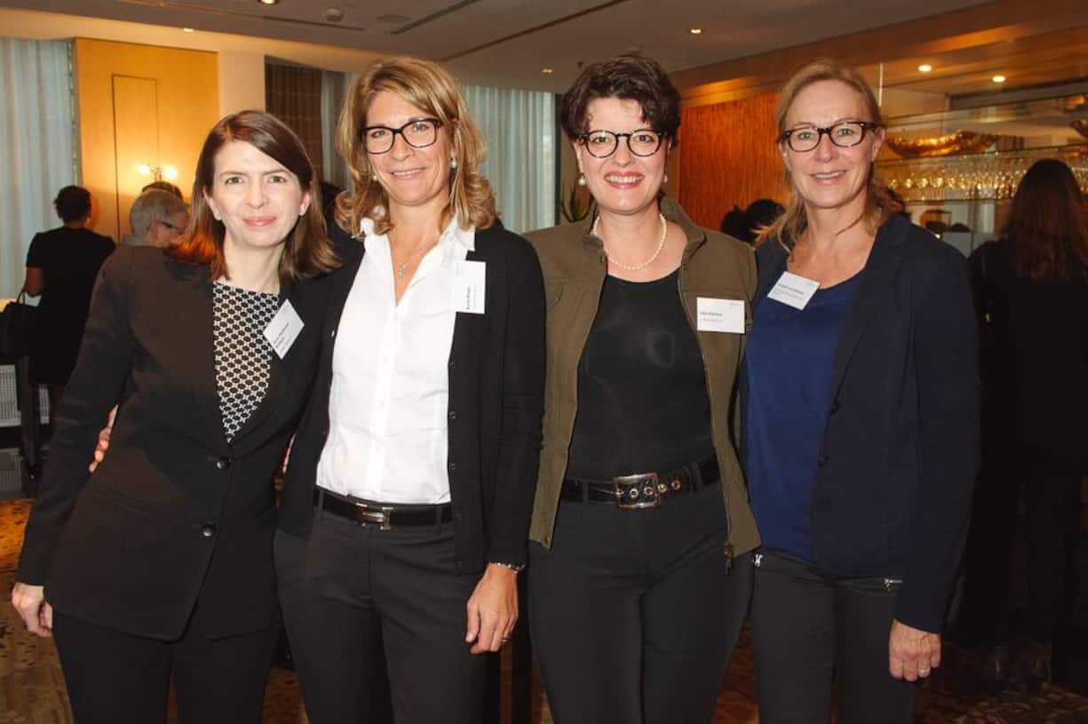 Alexia Rambosson Bellingan, Stellvertretende Direktorin, Bank Lombard Odier & Co AG; Karin Brogle, Stellvertretende Direktorin, Bank Lombard Odier & Co AG; Silke Kluyken Pfammatter, Stellvertretende Direktorin, Bank Lombard Odier & Co AG; Cornelia Aeschlimann, Leiterin Personal, Verkehrsbetriebe Zürichsee und Oberland