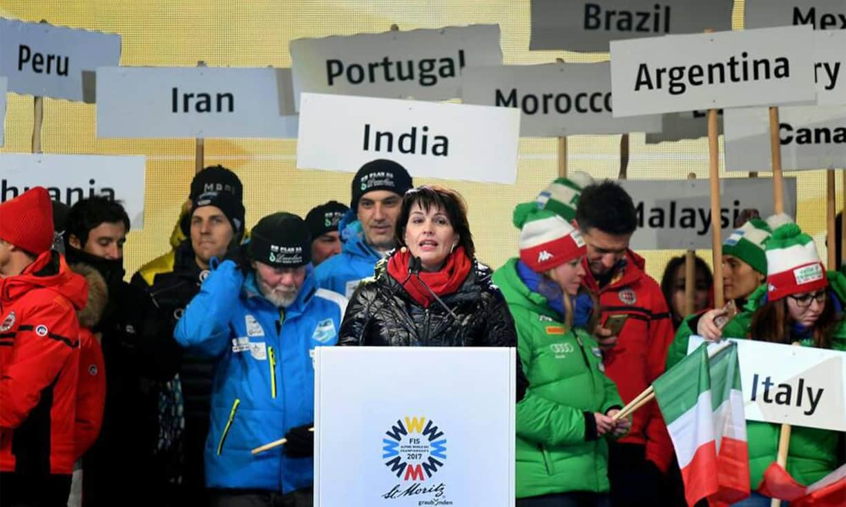 Die Schweizer Politik ist durch Bundespräsidentin Doris Leuthard vertreten.