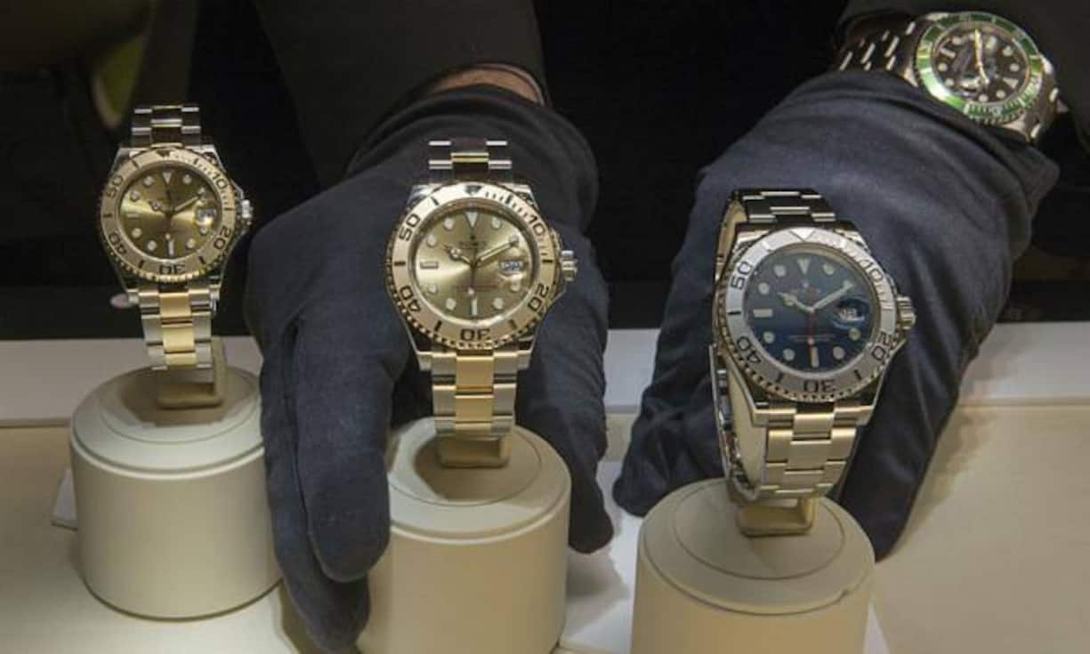 Die Schweizer Delegation ist erneut am prominentesten vertreten: 288 Marken präsentieren sich, davon 219 aus der Uhren-, 39 aus der Schmuckbranche und 30 aus verwandten Branchen.