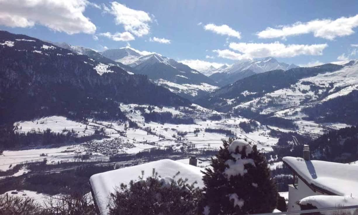 Falera ist Teil der bekannten Toursimusdestination Flims/Laax/Falera. Preis: 1'950'000
Quelle und Bilder: Engel & Völkers