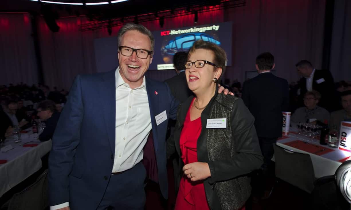Andreas Meyer, CEO, SBB;
Susanne Ruoff, Konzernleiterin, Die Schweizerische Post