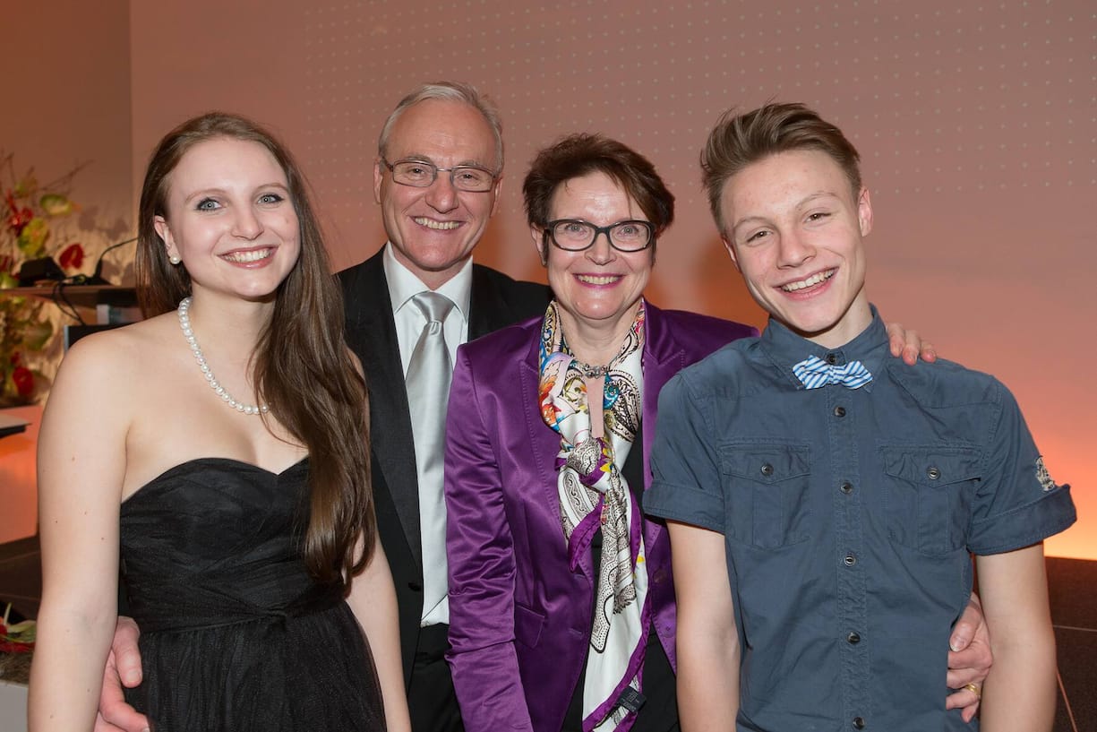 Familienportrait: Sarah Fehr; Ernst Fehr; Helga Fehr-Duda; David Fehr