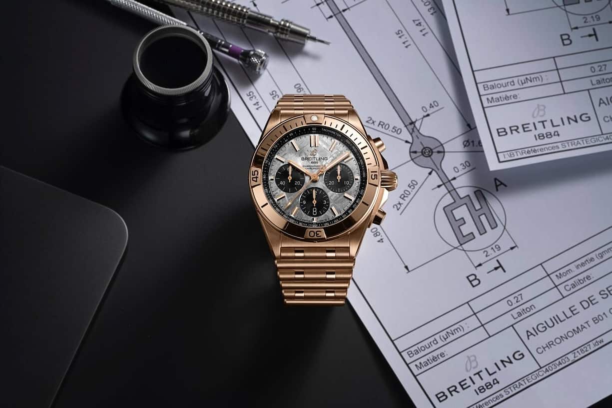 Chronomat B01: Gehäuse: 42 mm, Rotgold Kaliber: Breitling 01 (Manufakturkaliber) Gangreserve: ca. 70 h Preis: 25’500 Fr. mit Kautschukband; 45’000 Fr. mit Rouleaux-Band aus Rotgold.