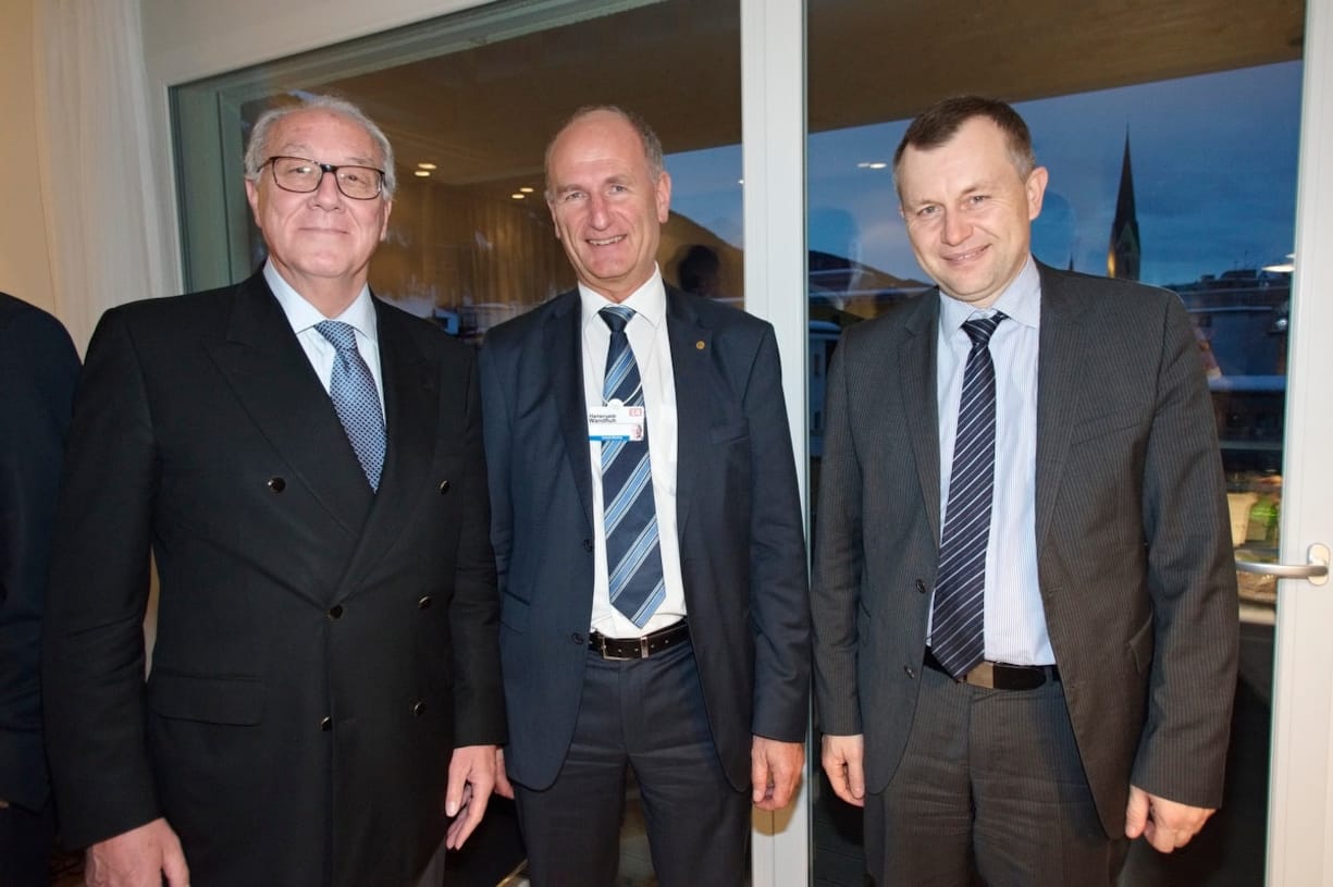 Philippe Oswald Welti, ehemaliger Schweizer Botschafter in Indien und Iran; Hansruedi Wandfluh, Unternehmer & Nationalrat; Steve Hottiger, Head Group Governmental Affairs, UBS