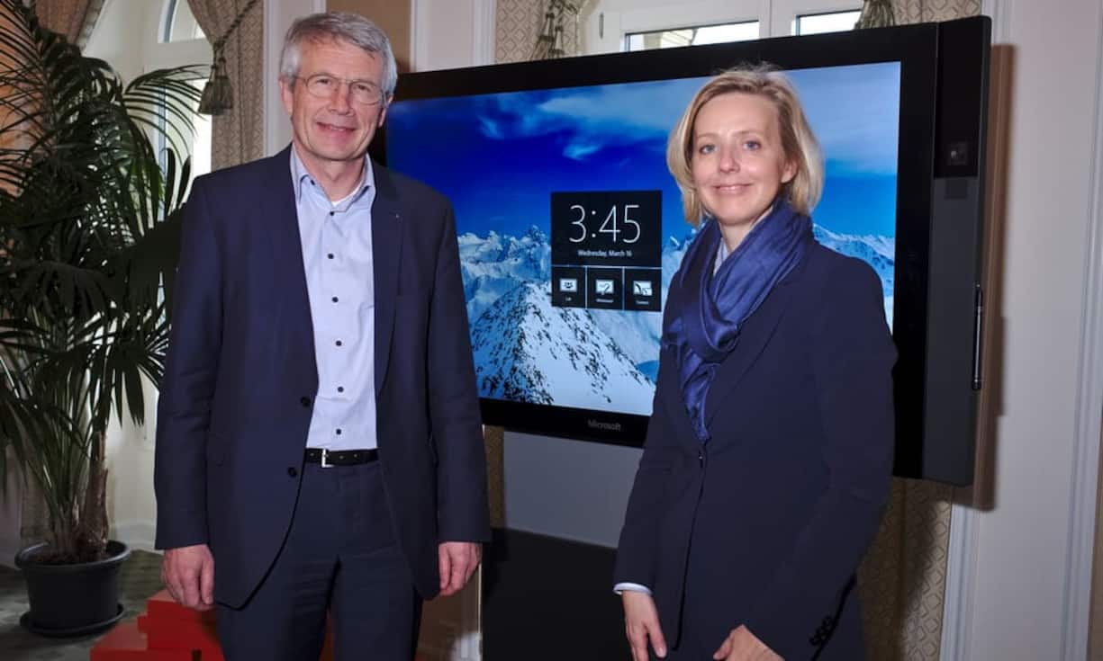 Walter Steinlin, Präsident, KTI;
Marianne Janik, Country General Manager, Microsoft Schweiz GmbH