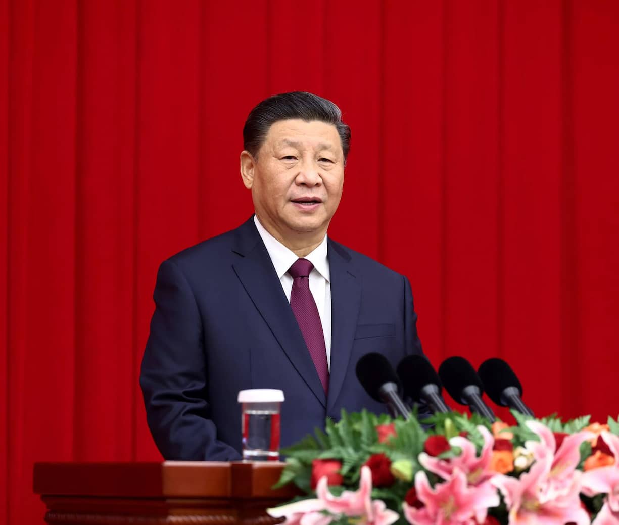 BEIJING, Dec. 31, 2020 (Xinhua) -- Chinese President Xi Jinping, also general secretary of the Communist Party of China Central Committee and chairman of the Central Military Commission