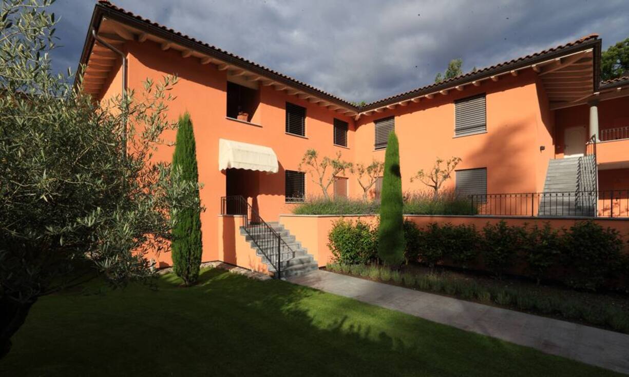 ...der Golfclub in unmittelbarer Nähe zum Haus. Den Preis erfährt man auf Anfrage.
Quelle und Bilder