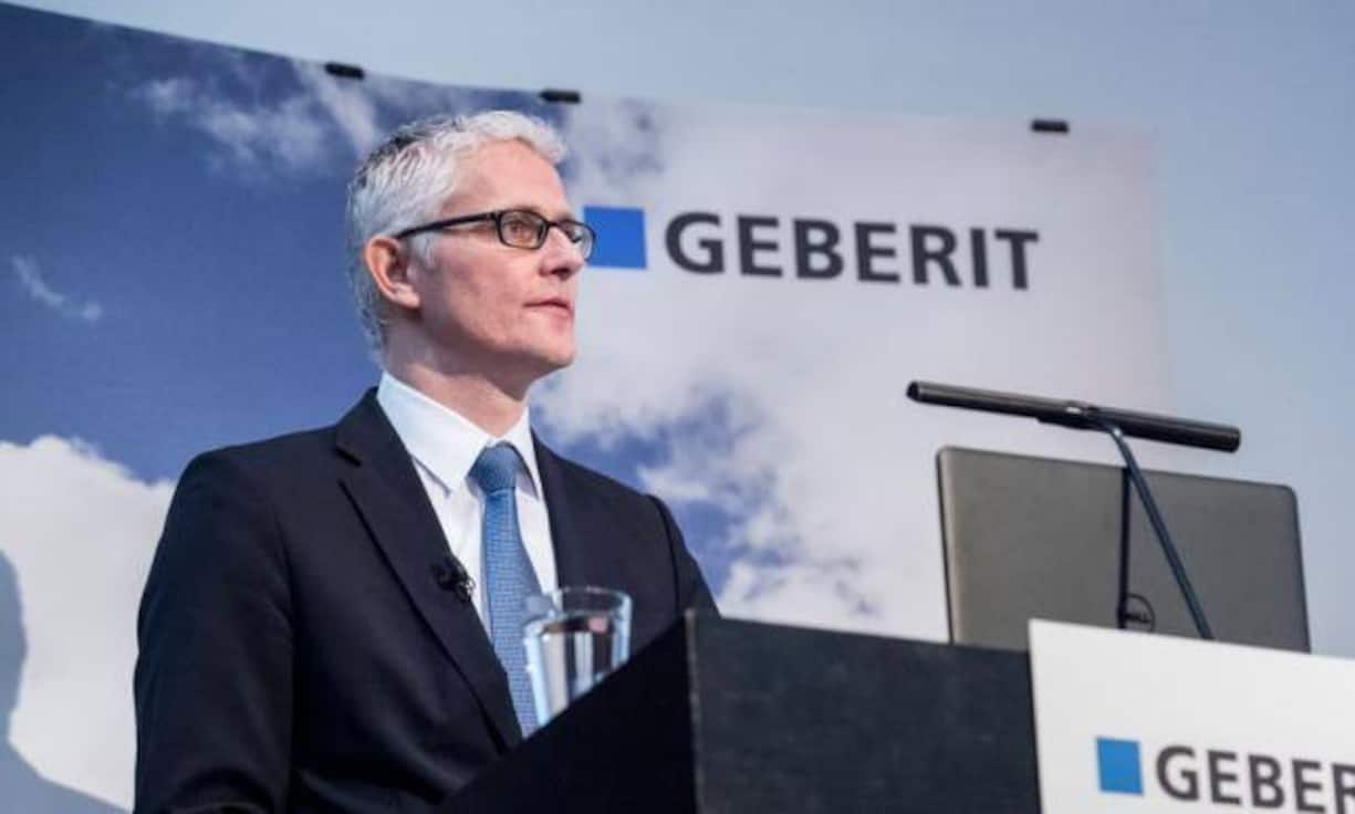 Platz 34: Christian Buhl - CEO von GeberitDie Gewinnsteigerung des Sänitärtechnikkonzerns Geberit kommt auch der Geschäftsleitung und den Aktionären des Sanitärtechnikkonzerns zugute. Geberit-Chef Buhl hat 2016 mit 2,3 Millionen Franken 28 Prozent mehr verdient als im Vorjahr.