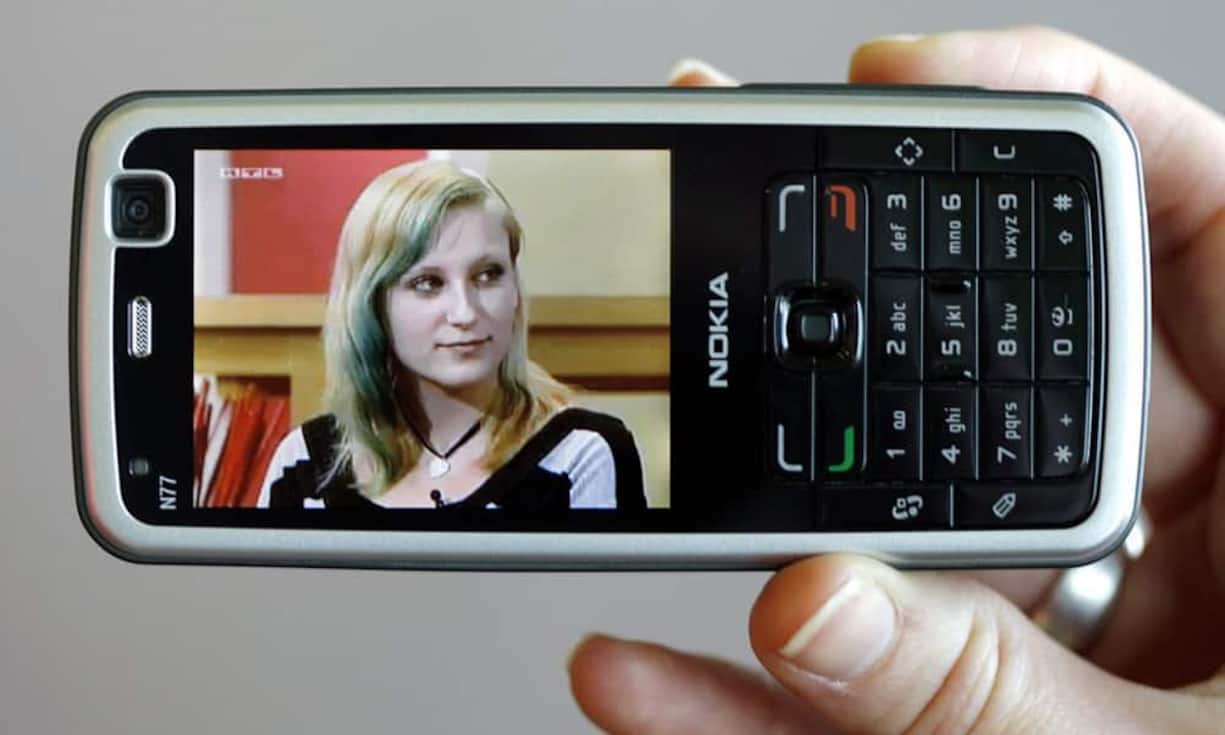 Kategorie Mobiltelefonie: Hier gibts nur drei Anbieter. Weiter auf Rang 1 bleibt die Swisscom. Orange steigt auf Platz zwei vor, Sunrise fällt auf drei zurück.