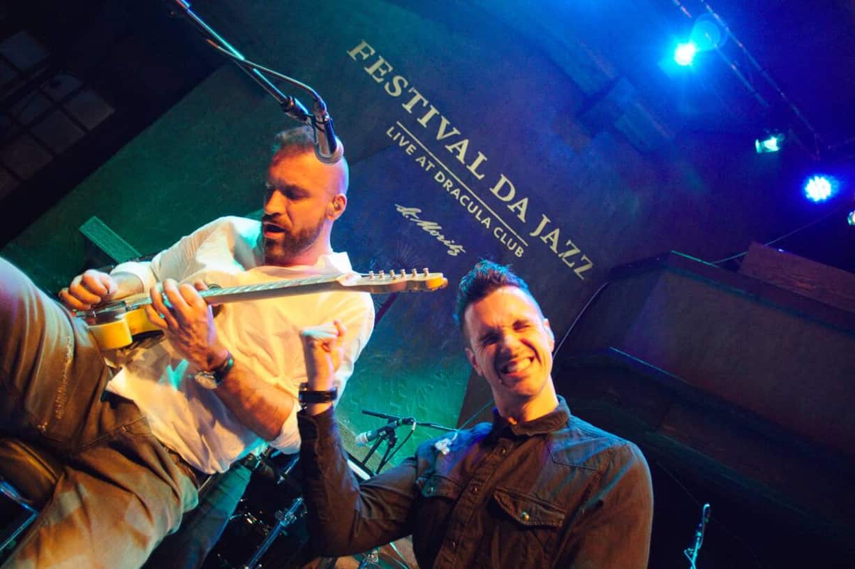 Seven lieferte mit seiner Band das Eröffnungskonzert des Festival da Jazz St. Moritz 2014.Bilder: Markus Senn