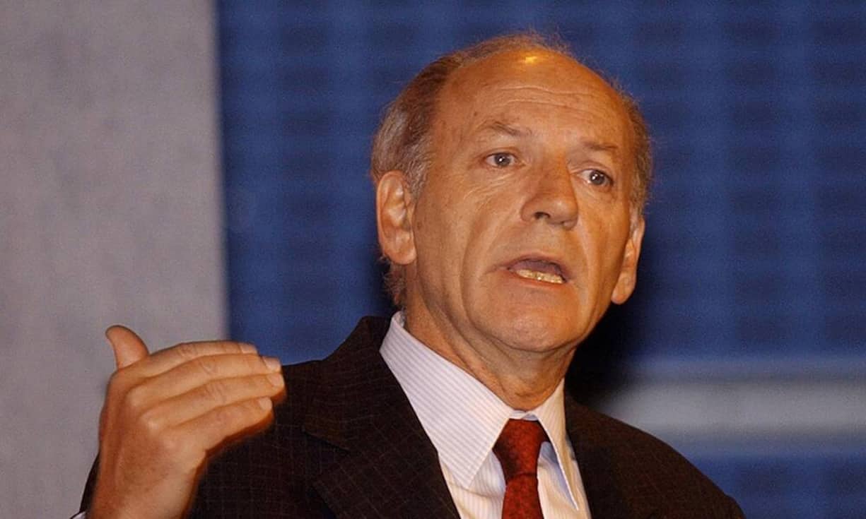 Eine schwierige Rolle hat Actelion-VR-Präsident Jean-Pierre Garnier. Der Ex-CEO des Pharmariesen GlaxoSmithKline muss die Interessen aller Aktionäre wahren. «Garnier ist sehr um seine eigene Reputation besorgt», meint ein Ex-Actelion-Kadermann. Einen Affront gegen die Eheleute Clozel kann sich Garnier auch kaum leisten. Sollten sie im Zuge der Übernahme gehen, würden vermutlich weitere Schlüsselmitarbeiter das Weite suchen. Actelions Kapital sind aber ihre klugen Köpfe.