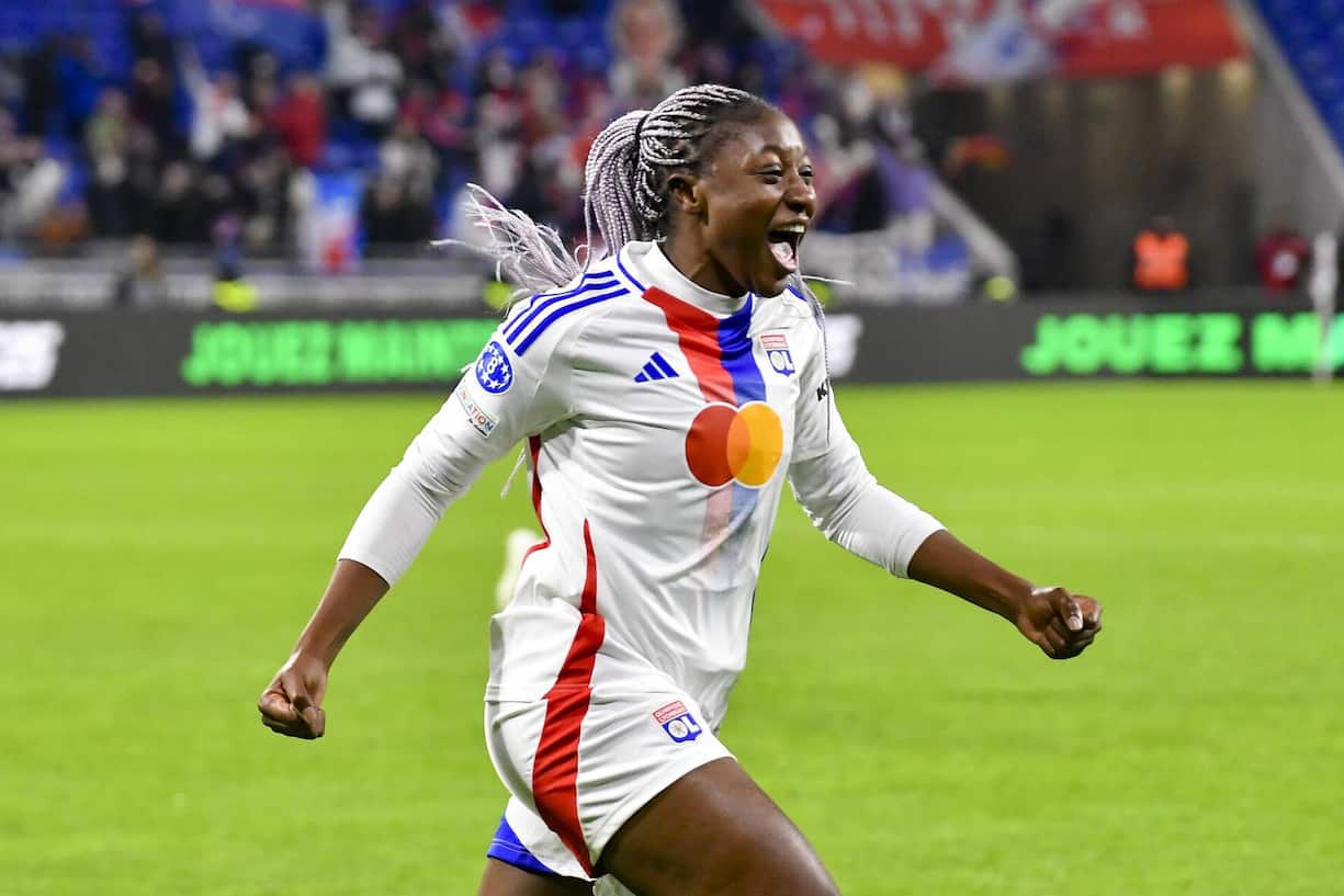 Name Kadidiatou Diani Alter 30 Verein Olympique Lyon Karriere Französische Nationalspielerin seit 2016, Torschützen­königin der Champions League 2024, Frankreichs Spielerin des Jahres 2021.