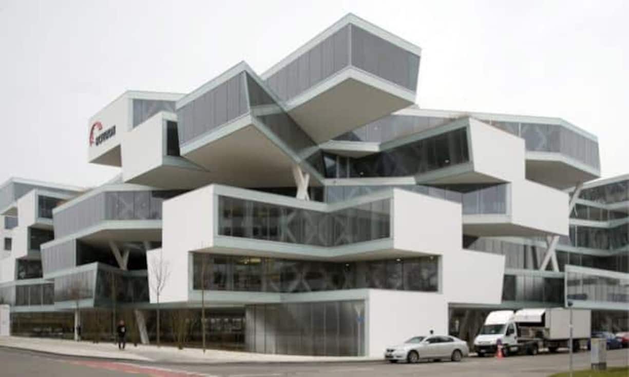 Die neueren Gebäude von Herzog & de Meuron sehen anders aus. Bekannt ist beispielsweise die Firmenzentrale des Pharmakonzerns Actelion in Allschwil direkt an der Stadtgrenze zu Basel. Keystone