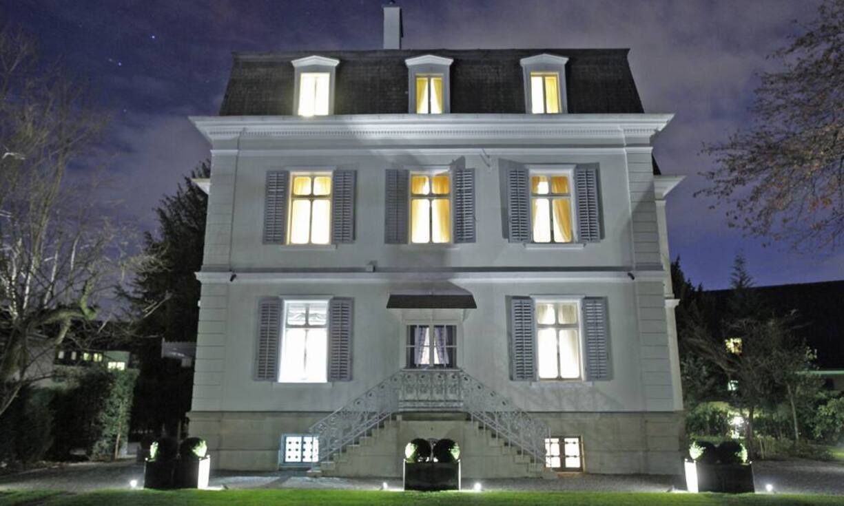 … und in der Nacht unverkennbar einzigartig. Den Preis erfahren Sie auf Anfrage.