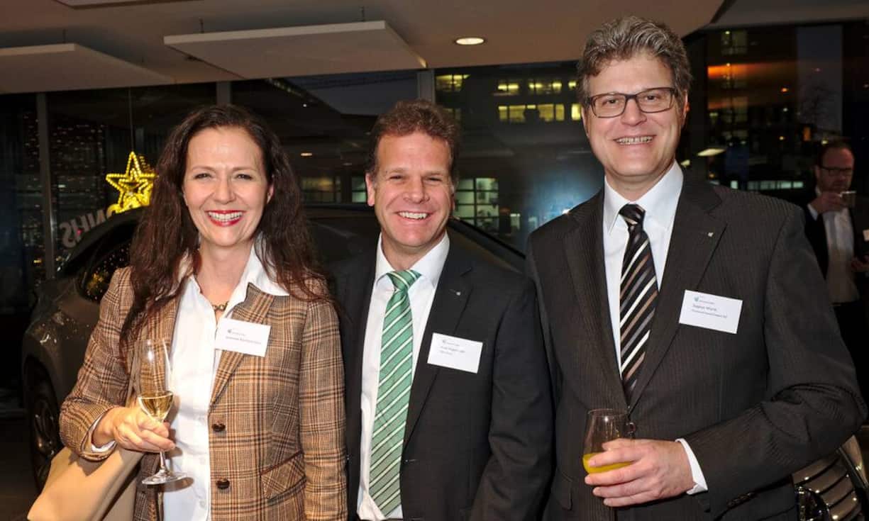 Jeannette Ritschard-Ganz, Dr. oec. HSG;
Ariel Hugentobler, Leiter Career Services, HSG Alumni;
Stephan Würth, Internal Audit Services, PricewaterhouseCoopers AGBilder:Markus Senn