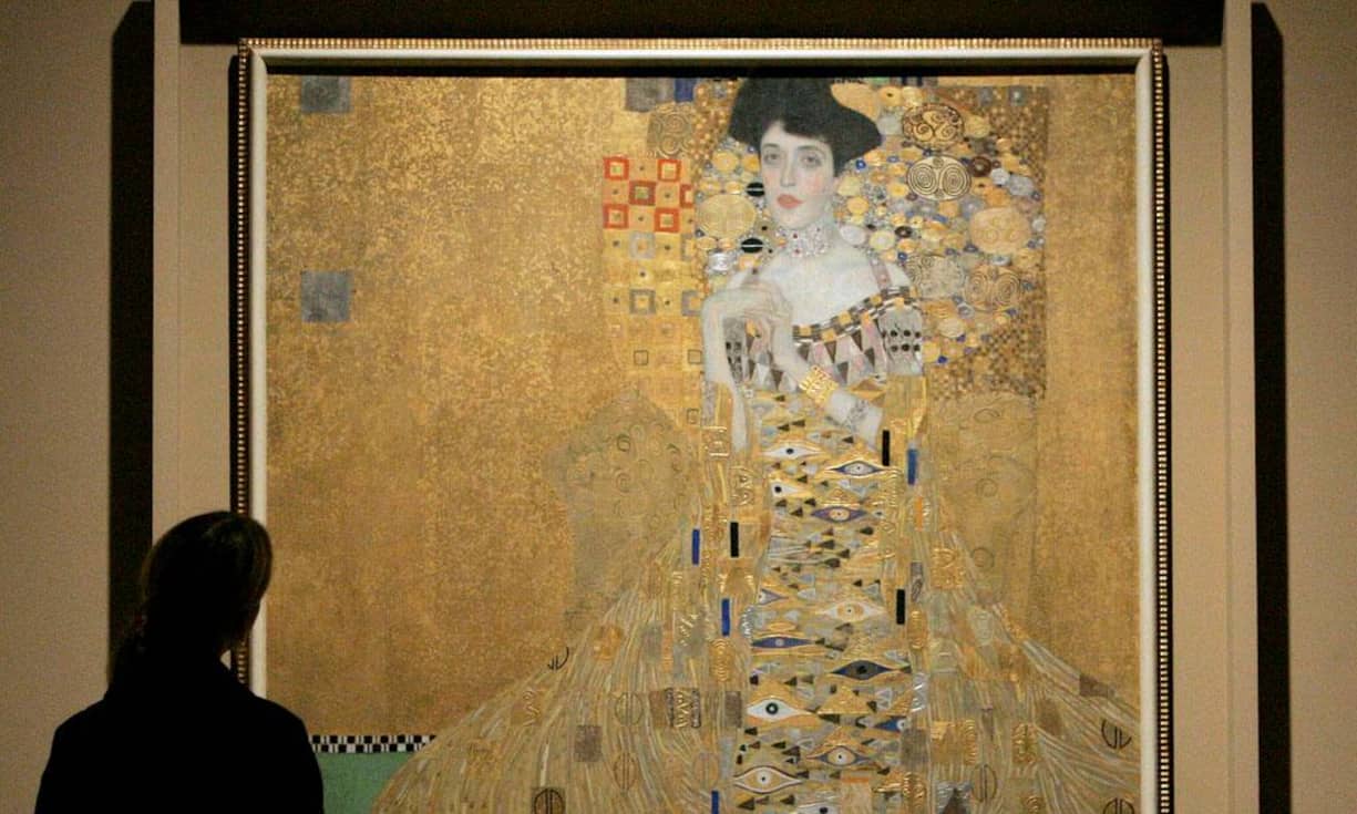 Platz 6: Gustav Klimt – «Adele Bloch-Bauer I» (1907)
Das berühmte Klimt-Gemälde wurde von der aus Österreich stammenden US-Kunstsammlerin Maria Altmann 2006 für stolze 135 Millionen Dollar an die Neue Galerie New York verkauft, die deutsche und österreichische Kunst des frühen 20. Jahrhunderts ausstellt. Klimts Werk «Adele Bloch-Bauer I» gilt als eines der bedeutendsten Werke des Wiener Jugendstils und ist auch bekannt unter dem Name «Goldene Adele».