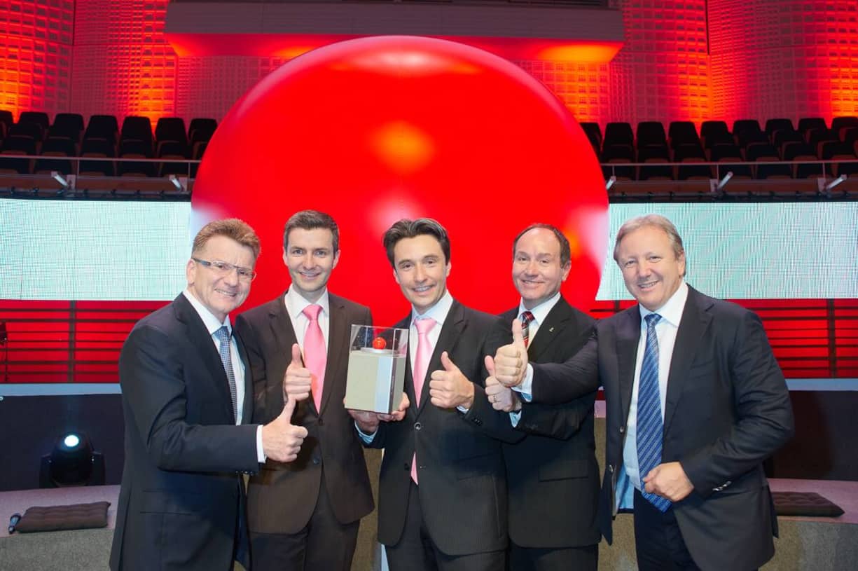 Hans-Ulrich Müller, Präsident Swiss Venture Club; Matthias Bachmann; Raphael Bachmann; Niklaus Bleiker, Jurypräsident; Hans-Ulrich Meister, Credit Suisse AG