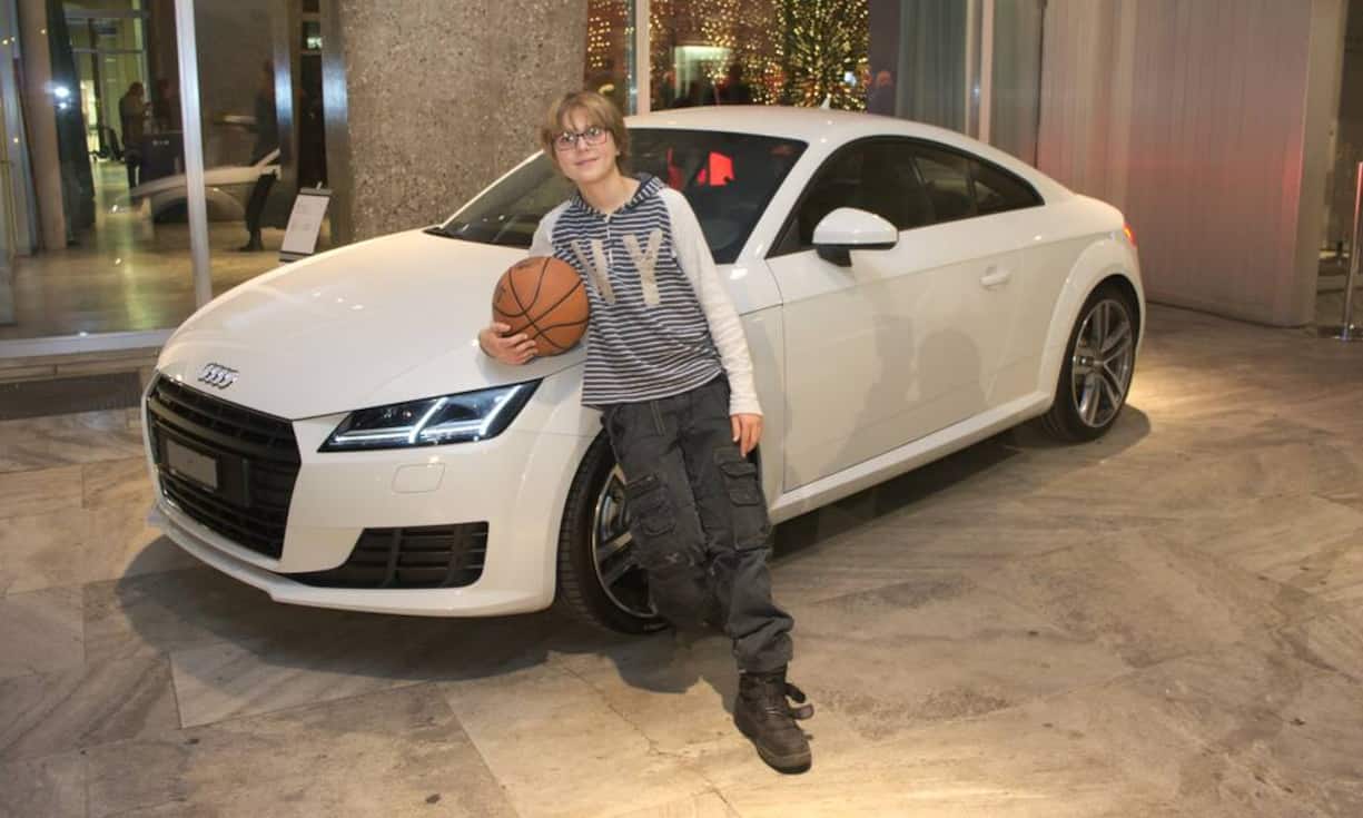 Malte Mecklenburg mit dem Audi TT