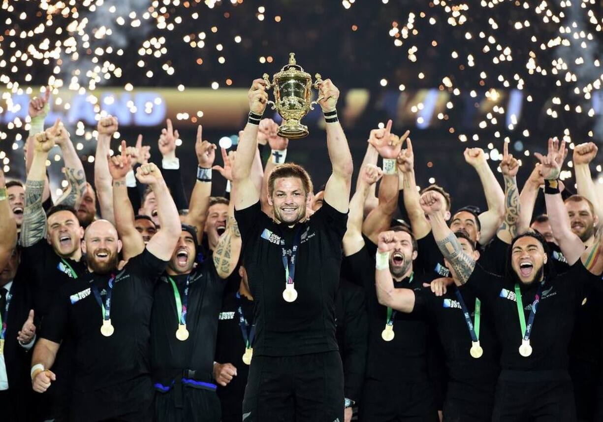 Veranstaltet wurde die WM von England und Wales. Obwohl sich erneut zwei Traditionsteams im Finale duellierten, findet Rugby weltweit immer grösseren Zuspruch.