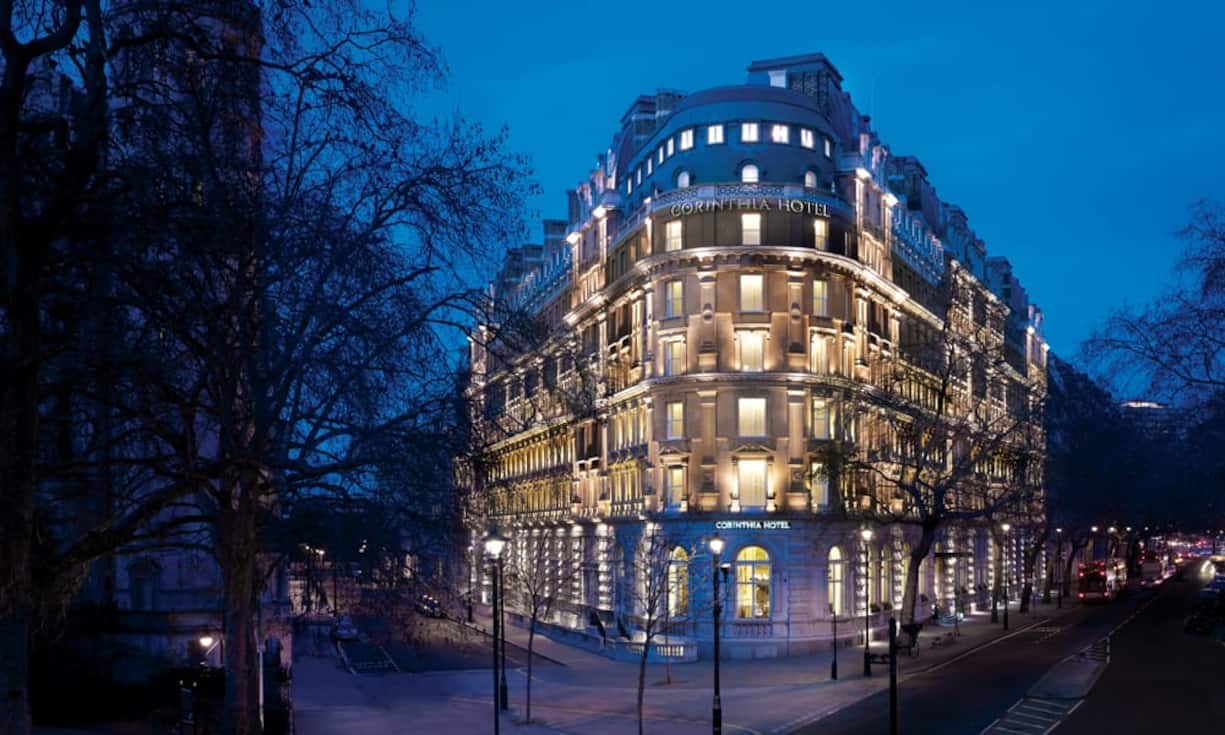 Platz 5 (6): Corinthia London, LondonDas Corinthia Hotel toppt in der Gesamtperformance die traditionelleren Platzhirsche vor Ort. Hier wird das Lebensgefühl von London auf hochelegante und dennoch lässige Art spürbar. Neben dem gastorientierten Team erfreut das Hotel mit den grössten Standardzimmern an der Themse und einem Blumen- und Schokoladengeschäft im Eingangsbereich. Auch Frühstück, Afternoon Tea und Wellnessbereich sind top. Corinthia London