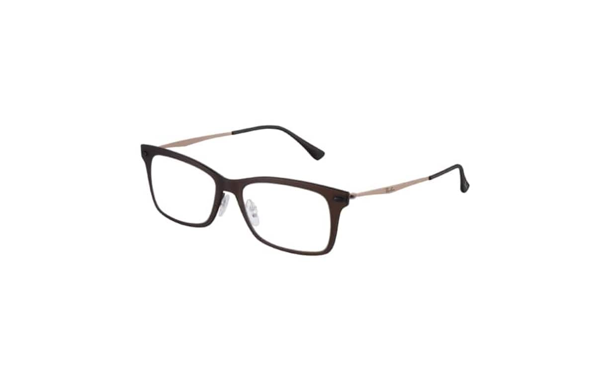 Schlicht: Rayban (Mann)Diese Brille punktet mit schlichtem Design und ist somit gut kombinierbar. Sie ist unisex und in mattschwarz, matt dunkelblau, matt transparent und matt dunkelrot erhältlich. Preis 288 Franken
