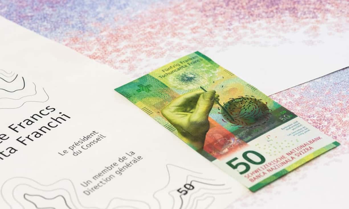 Jedes Jahr kürt die International Bank Note Society den schönsten neuen Geldschein. Der neue 50-Franken-Schein erkämpfte sich im aktuellen Ranking den Platz zuoberst auf dem Treppchen.