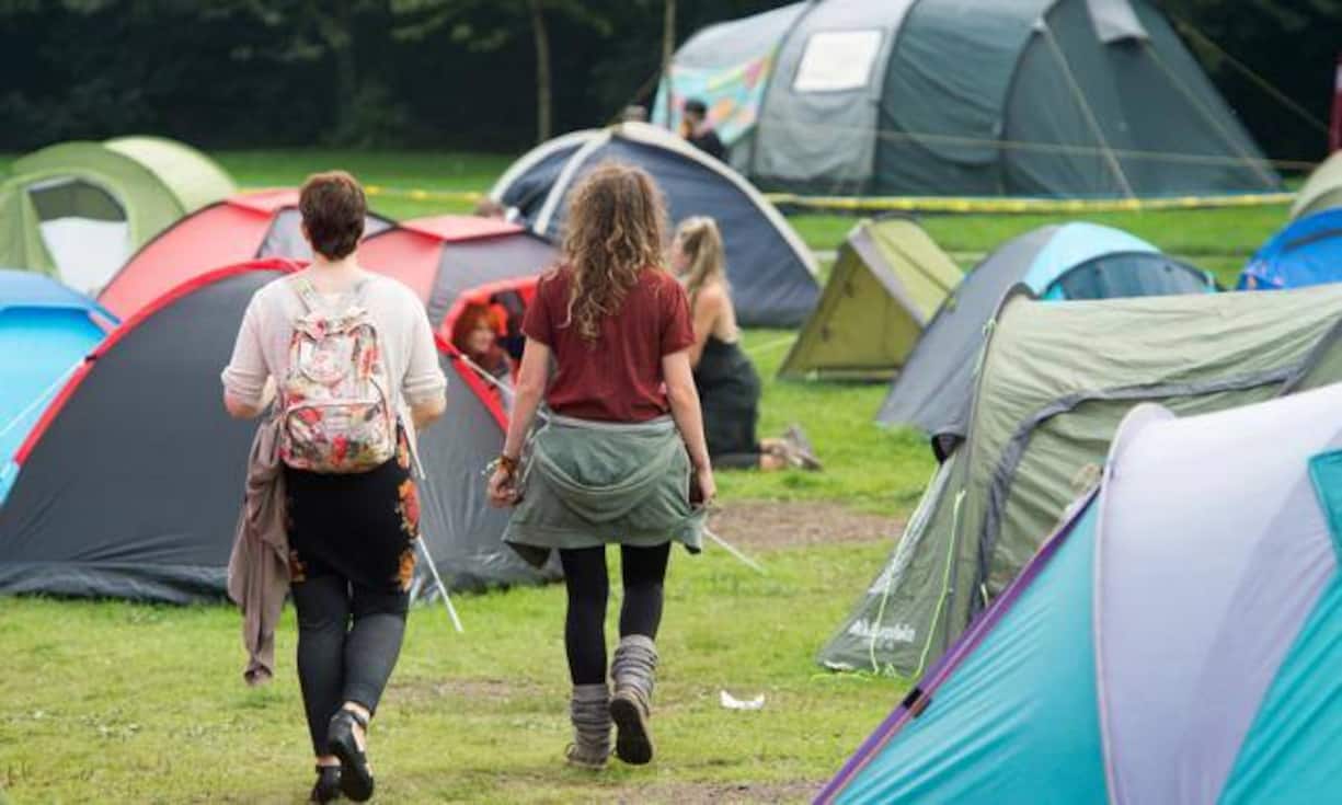 Massiv aufgeholt hat auch Irland mit einem jährlichen Plus von durchschnittlich gut drei Prozent. Die Iren verdienen nun rund 20 Prozent mehr als im OECD-Mittel. 1991 waren es lediglich 81 Prozent des Durchschnitts – eine echte Erfolgsstory.